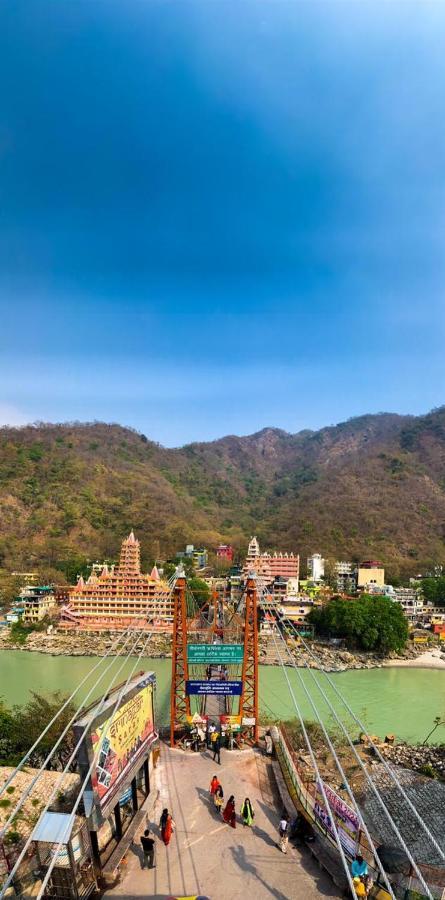 Flying Penguin Hostel Rishikesh Ngoại thất bức ảnh