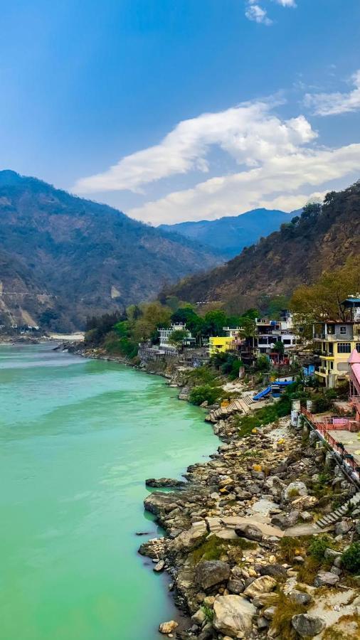 Flying Penguin Hostel Rishikesh Ngoại thất bức ảnh